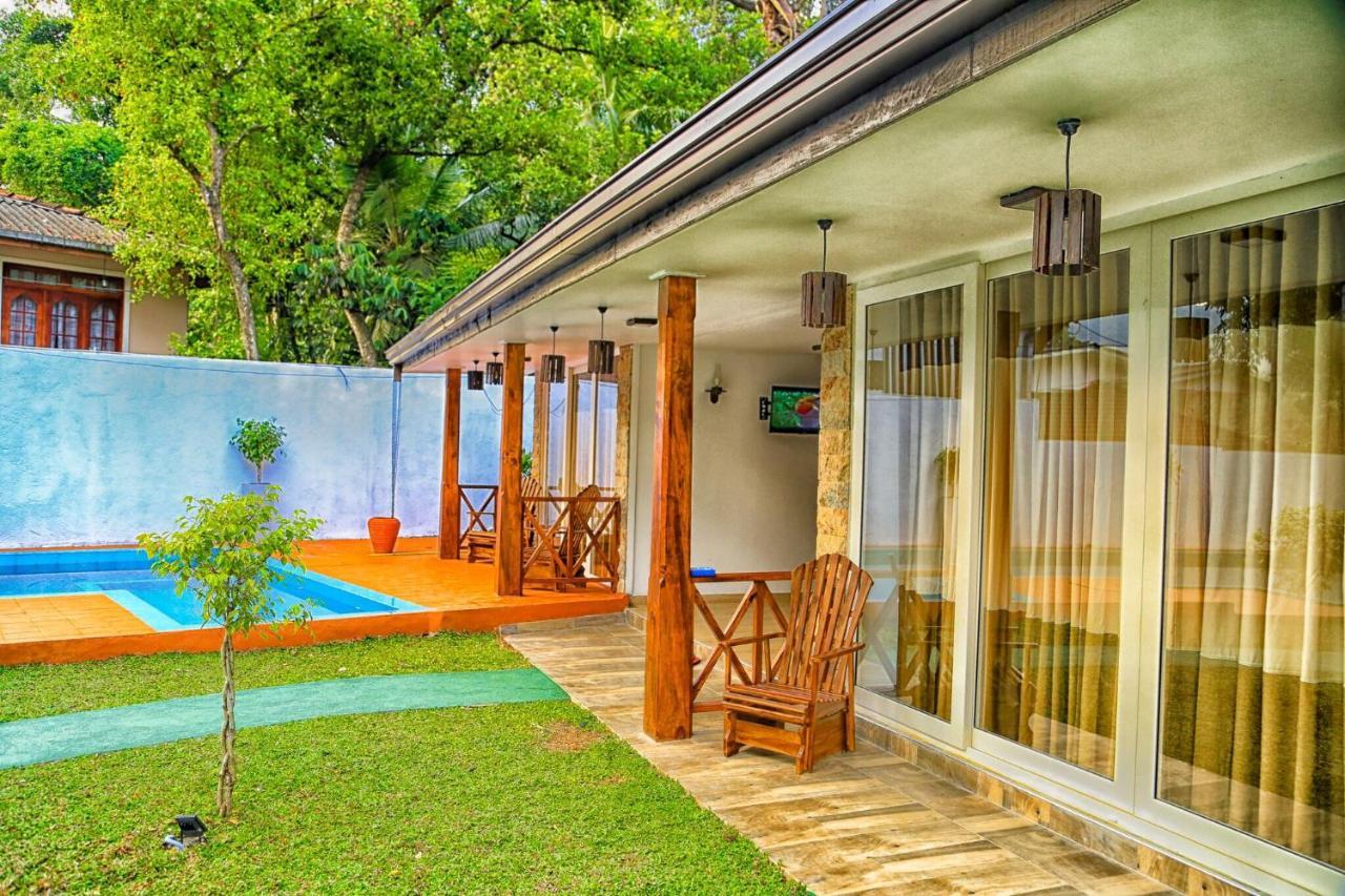 Villa Kandy Esterno foto
